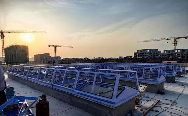 消防黄南排烟窗工作原理