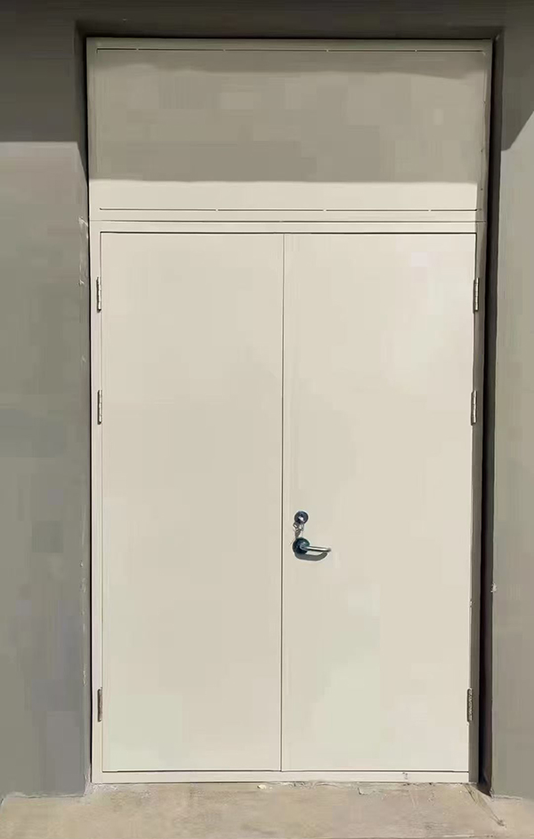 展览馆项目完成大跨度黄南防火门安装 展览馆项目完成大跨度黄南防火门安装